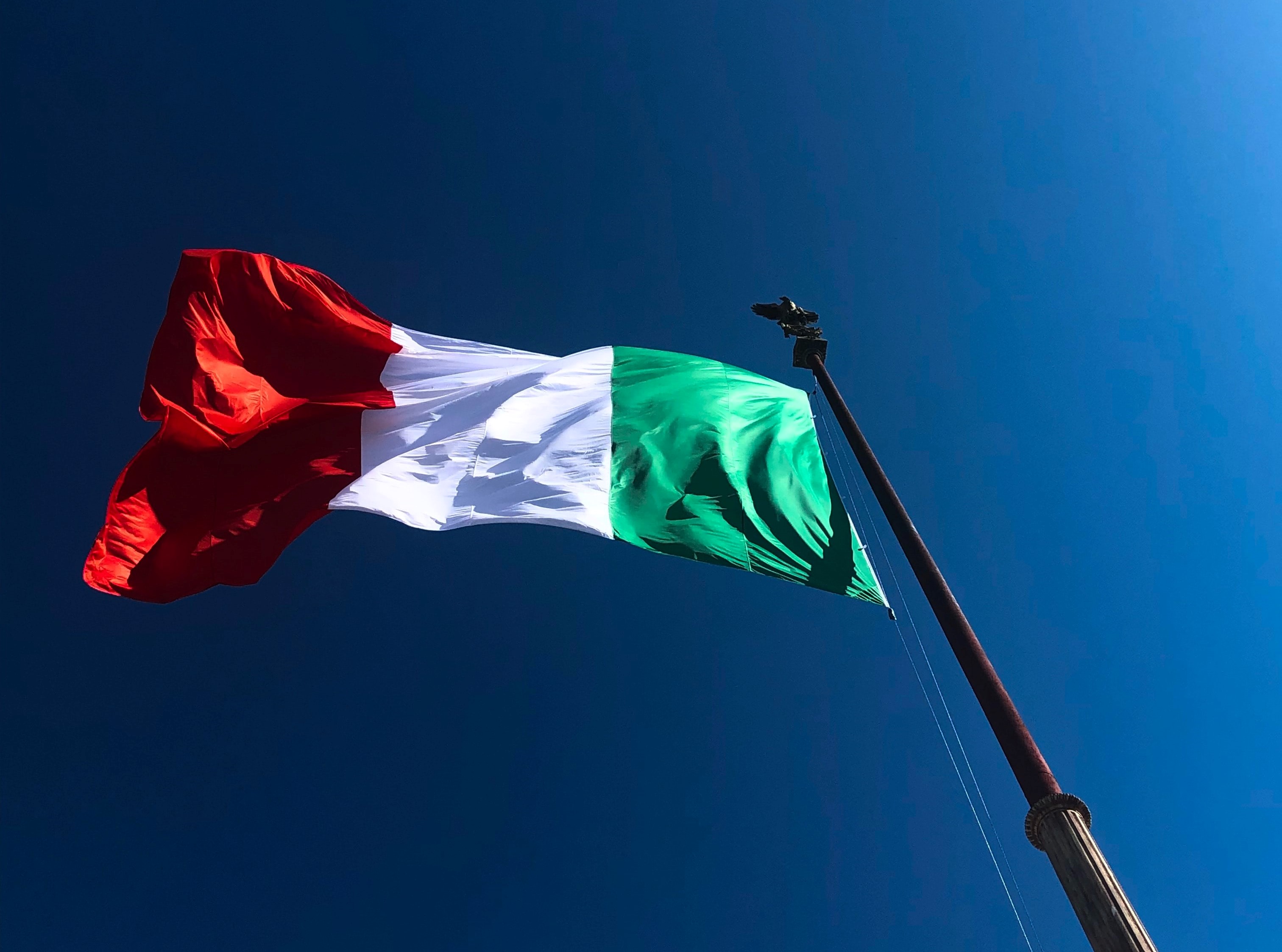 Italie : quel impact de la nouvelle coalition menée par Giorgia Méloni sur les politiques d’asile et d’immigration ? 