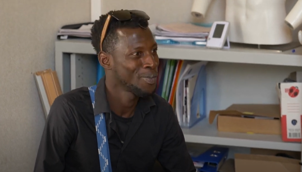 Amadou, jeune réfugié gambien.